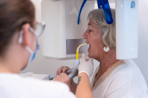 Best Holiday Emergency Dentist in Pratt, KS